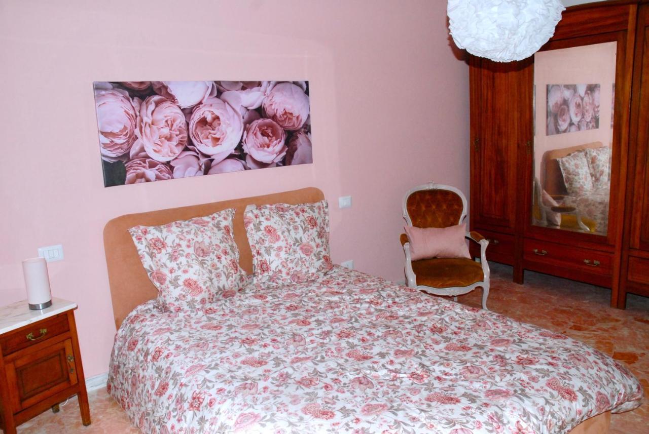 הוילה Casa Paolina Nel Centro Di Bracciano מראה חיצוני תמונה